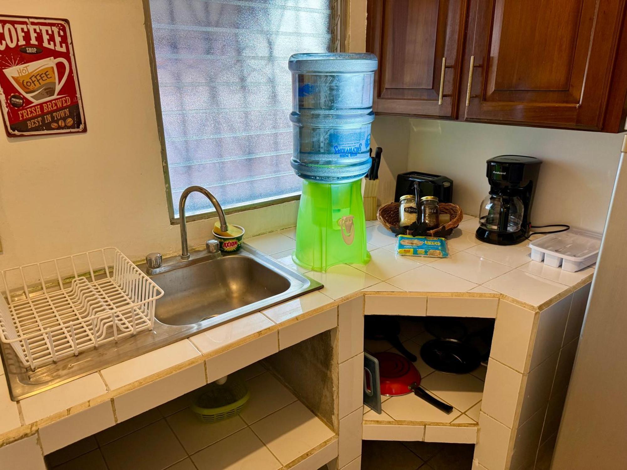 Hostal Inn 1 Flores Ngoại thất bức ảnh