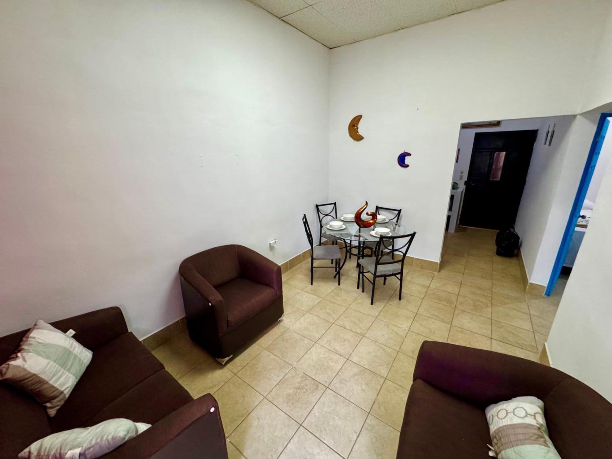 Hostal Inn 1 Flores Ngoại thất bức ảnh