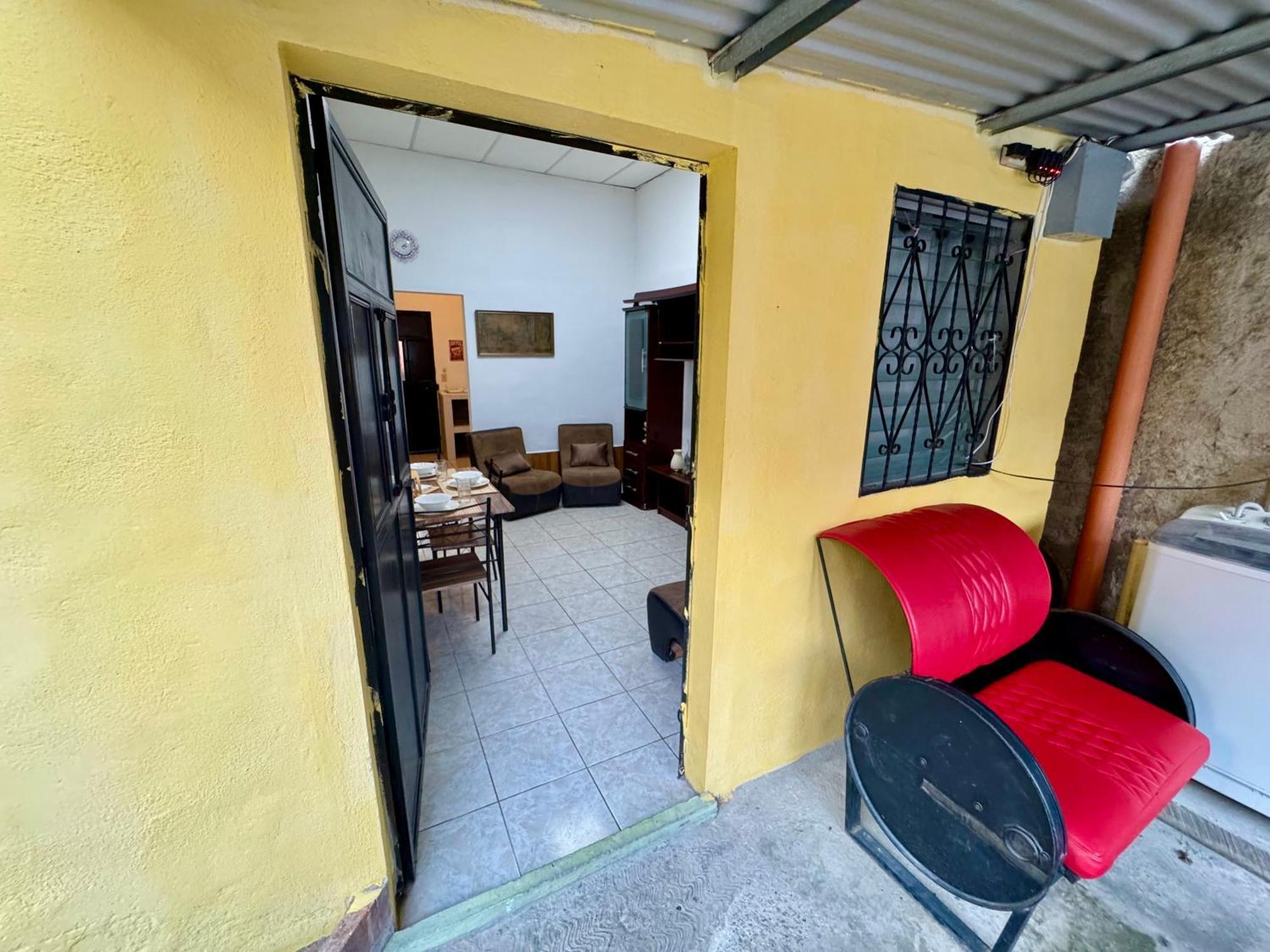 Hostal Inn 1 Flores Ngoại thất bức ảnh